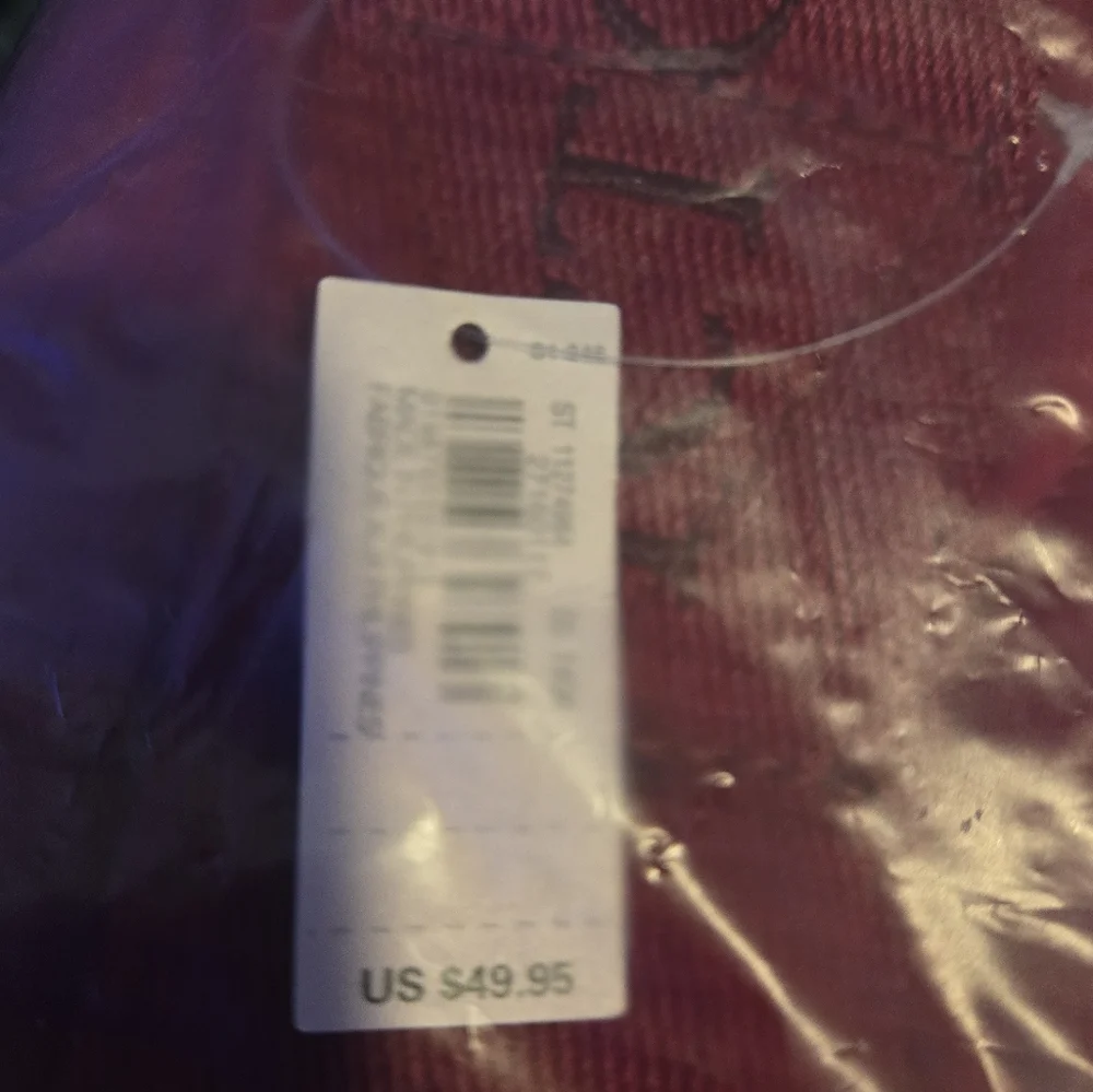 Victoria’s Secret NEW Limited Edition 2025 Red Hearts Quilted Puffer Tote